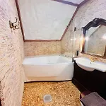 Hotel Mois