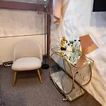 Mois Hotel