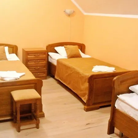 فندق Ueksik Rueuetel 3*