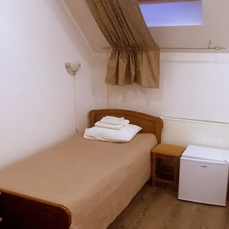 Mois Hotell