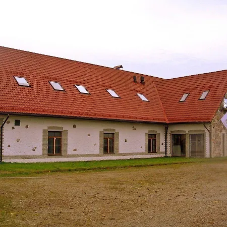 Mois Hotell Kurna