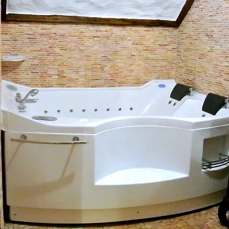 Ueksik Rueuetel Hotel