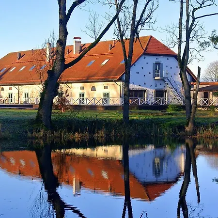 Hotel Ueksik Rueuetel